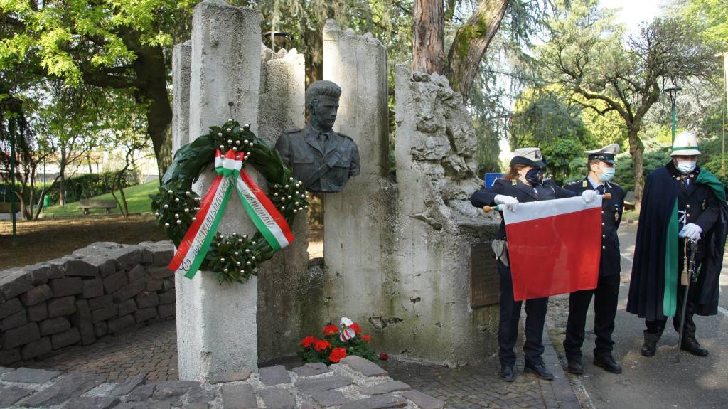 25 aprile saronno 