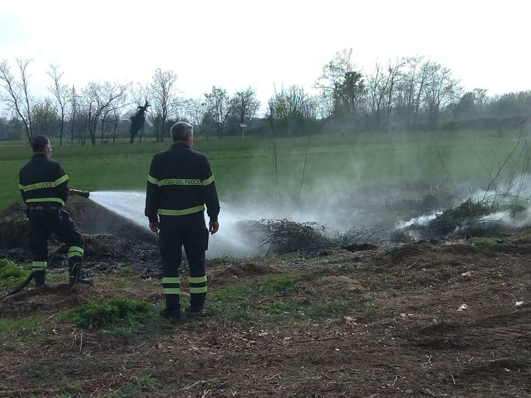 Incendio Samarate Ferno