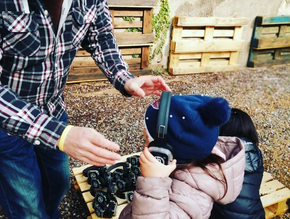 Intrecci Teatrali nel cortile della scuola dell'infanzia Malnati