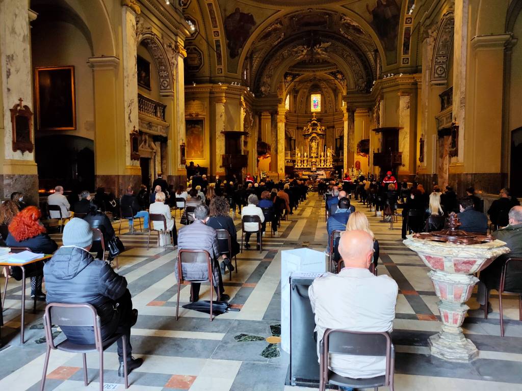 saronno funerale paolo strano