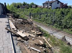 Cede il muro di contenimento sulla linea ferroviaria a Malnate