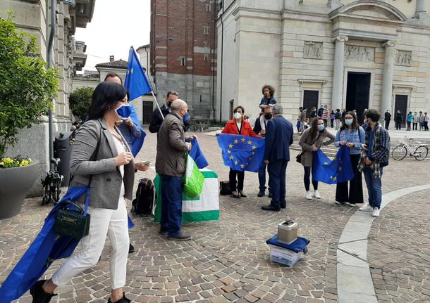 In piazza per l’Europa a Gallarate