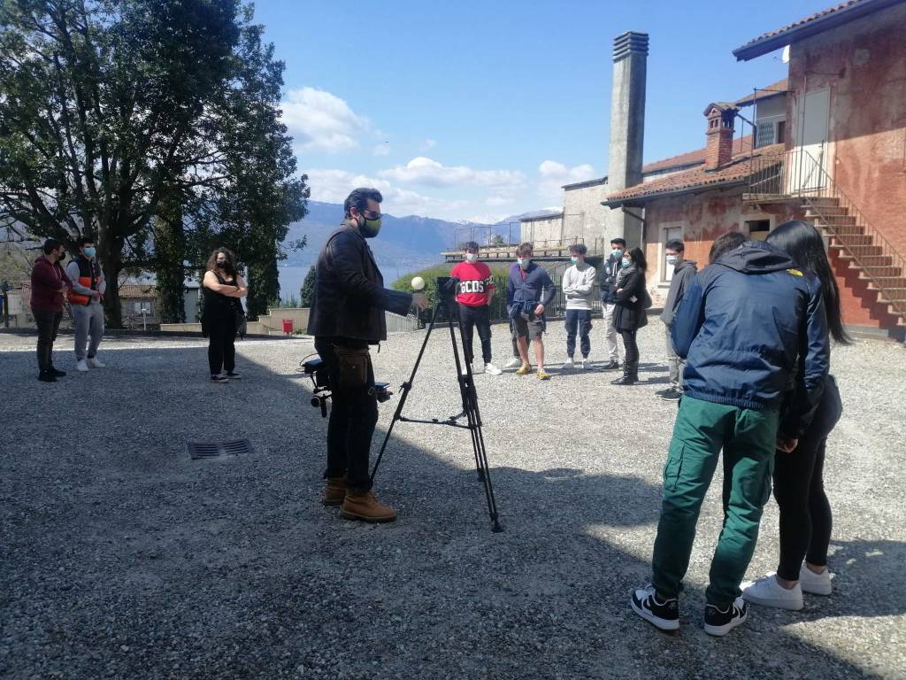 Gli studenti del Liceo Vittorio Sereni di Luino e Laveno e dell'Agenzia Formativa 