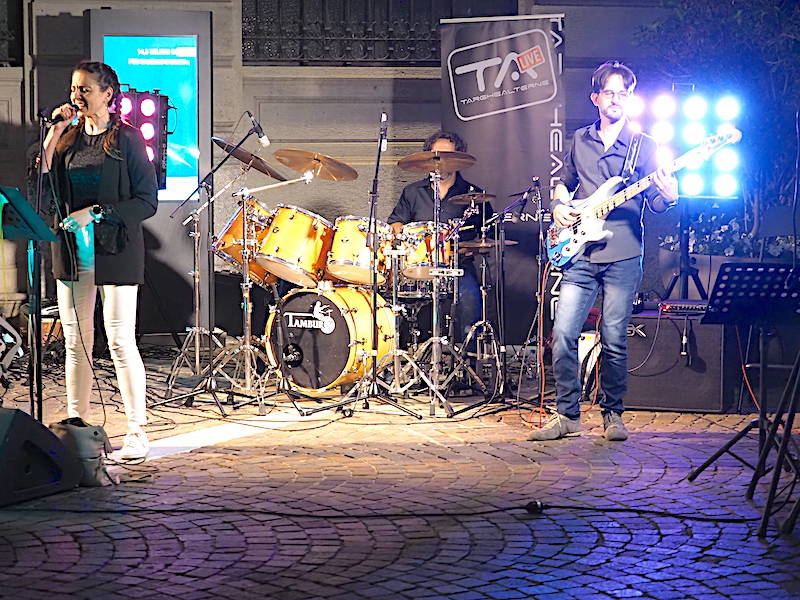 Il concerto in piazza a Gallarate