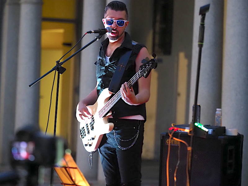 Concerto nel cortile del palazzo comunale a Busto Arsizio