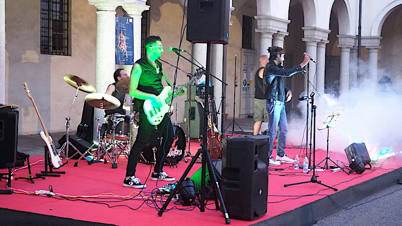 Concerto nel cortile del palazzo comunale a Busto Arsizio