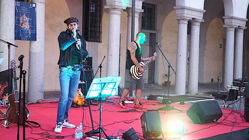 Concerto nel cortile del palazzo comunale a Busto Arsizio