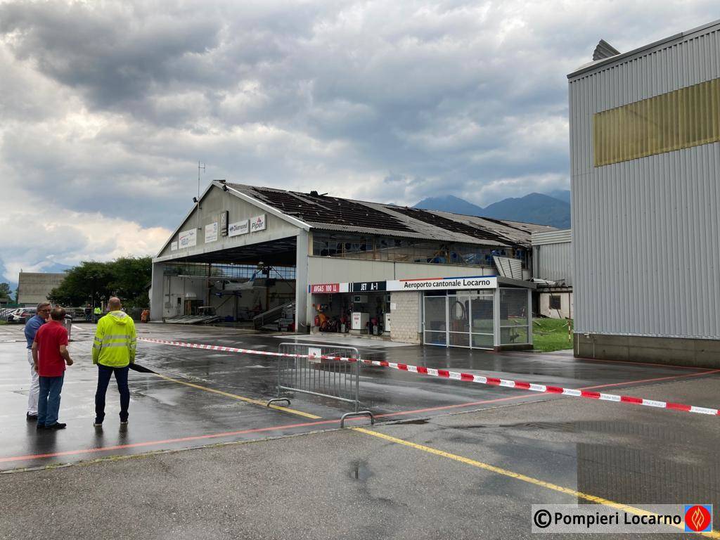 crolla tetto hangar locarno