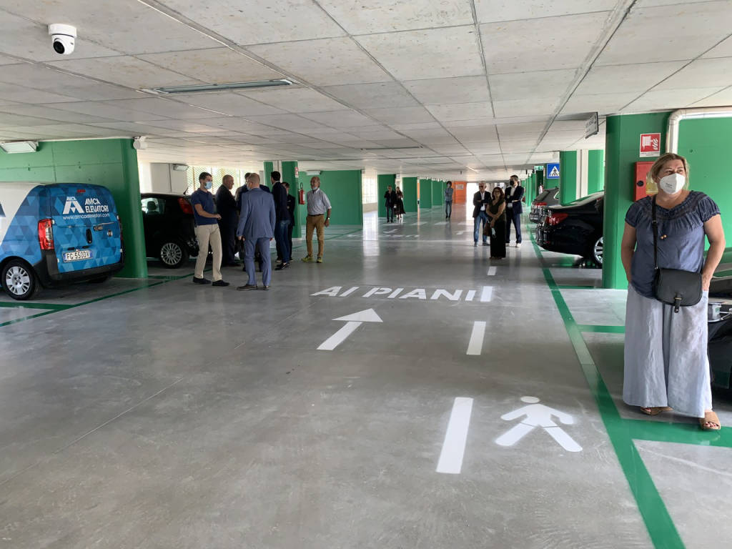 Inaugurato il parcheggio Del Ponte