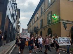 protesta No Vax  Varese Busto