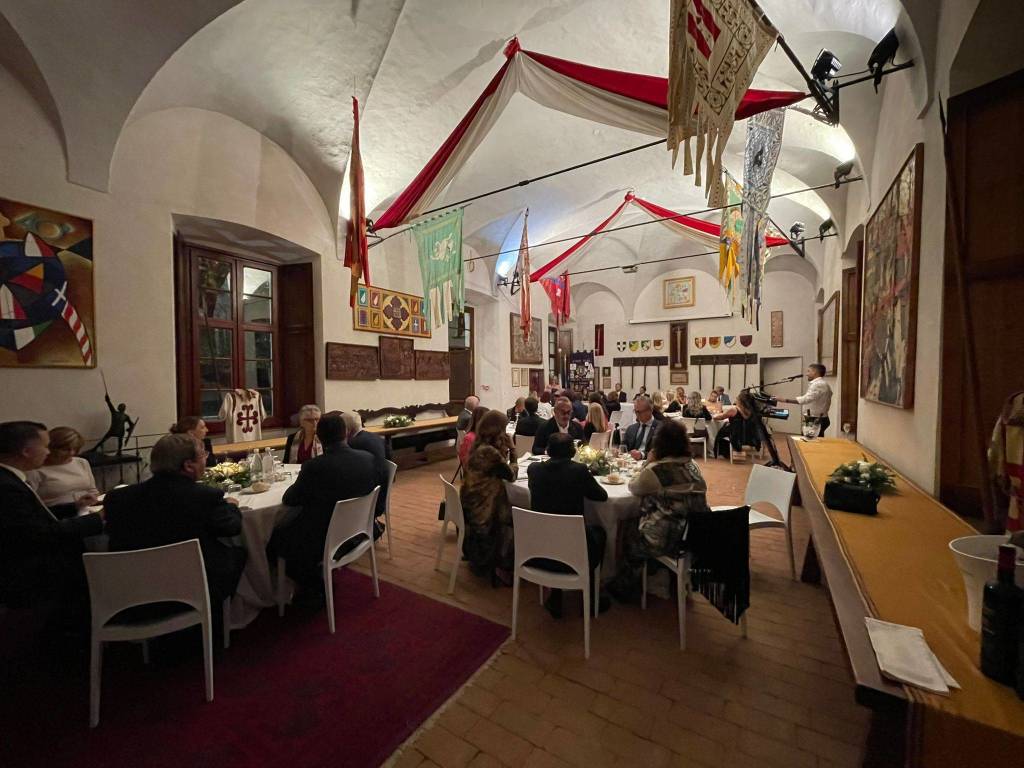 Al Castello, l'apertura dell'anno lionistico al Lions Club Legnano Castello Le Robinie