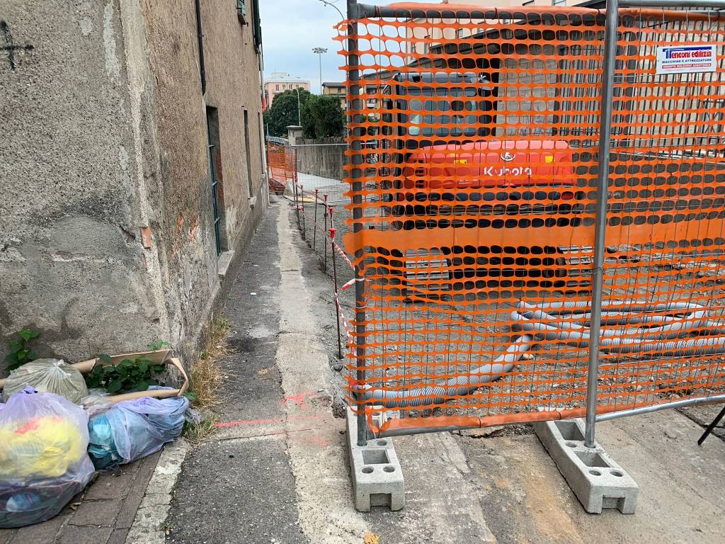 Aperto il passaggio pedonale in via Del Ponte