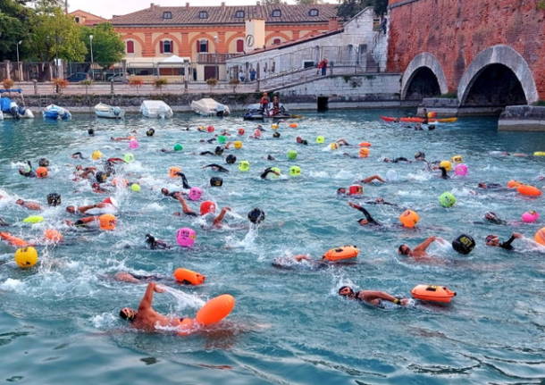 Italian Open Water Tour, super domenica a Maccagno