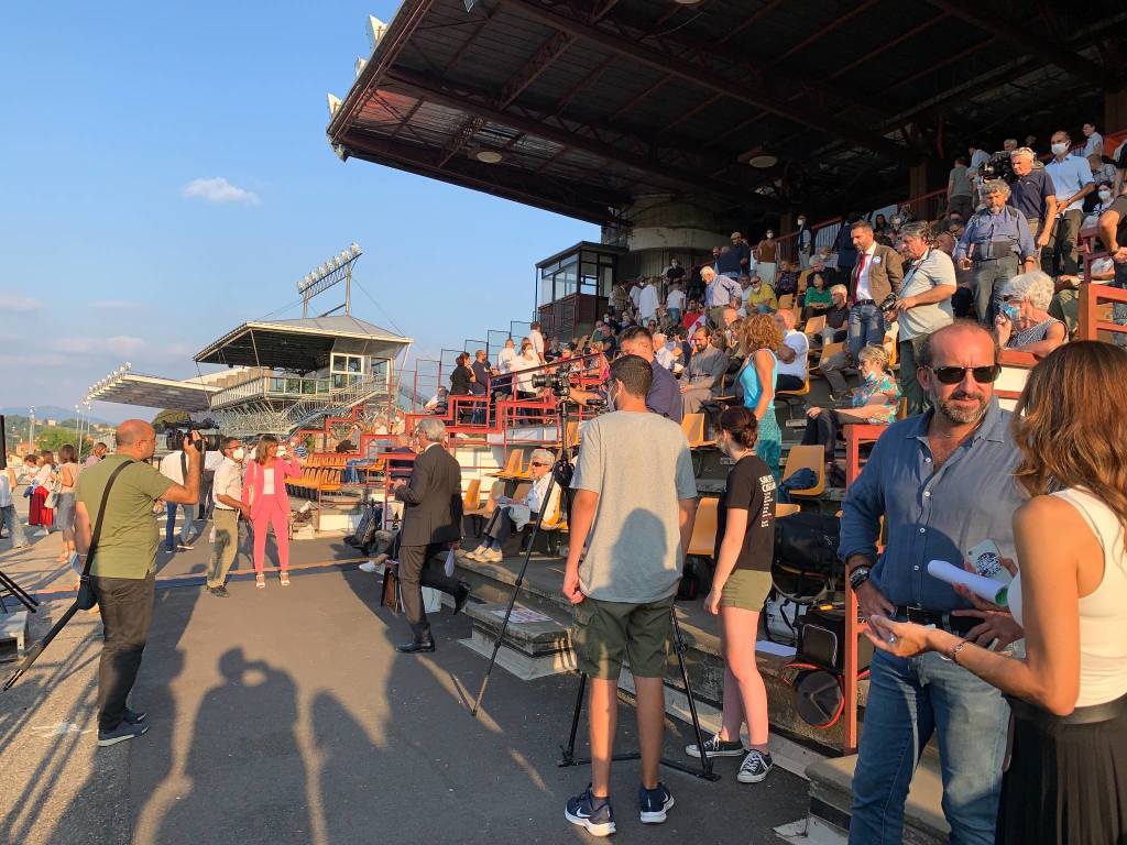 L'apertura della campagna elettorale di Galimberti all'Ippodromo di Varese