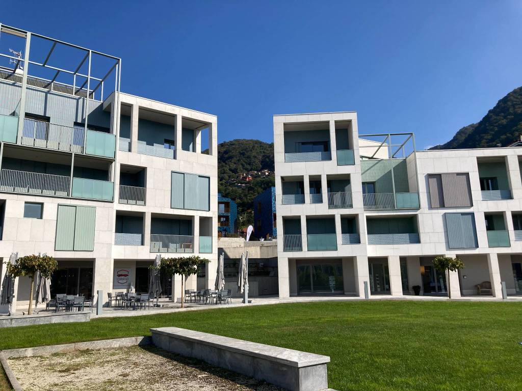 A Laveno Mombello l'inaugurazione delle Case Blu nell'area dell'ex Ceramica 