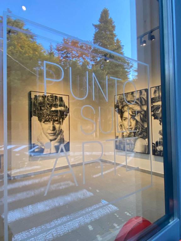 Mirrors, le opere di Silvio Porzionato in mostra da Punto sull’Arte