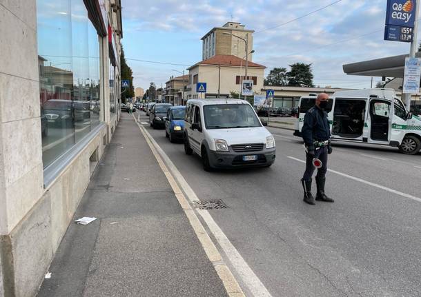 Scontro tra auto e moto in via Ferrario a Gallarate