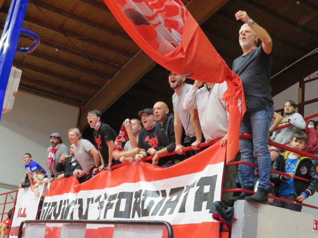 Basket: Legnano-Piombino