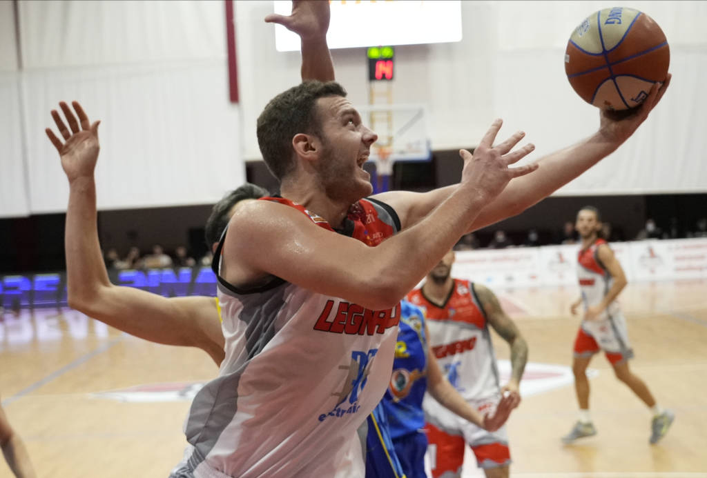 Legnano - Piombino 90-99 - le foto di Simone Raso