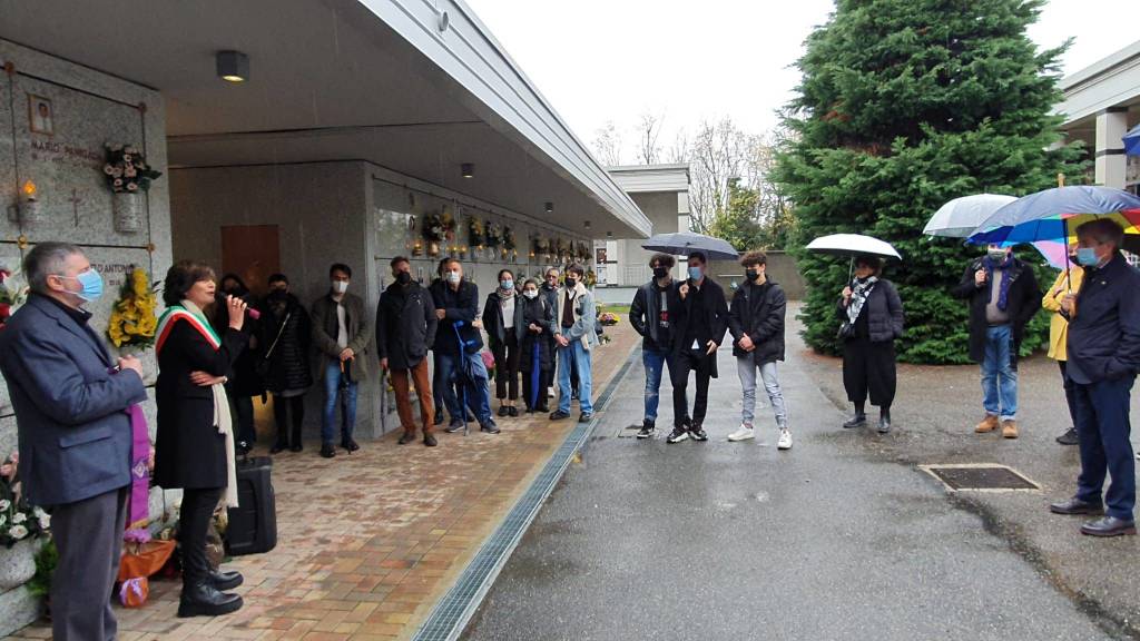 La memoria e il ricordo - Inaugurazione bassorilievi cimitero San Giorgio su Legnano