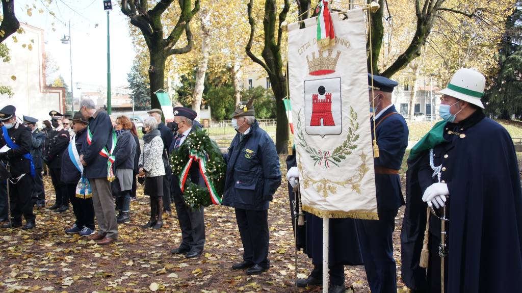 Saronno celebra il 4 novembre 