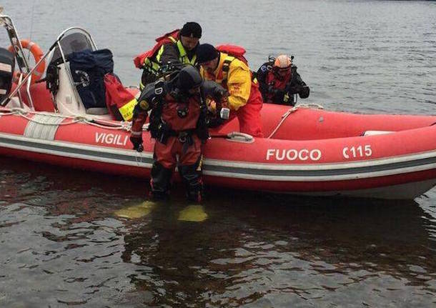 sommozzatori vigili del fuoco