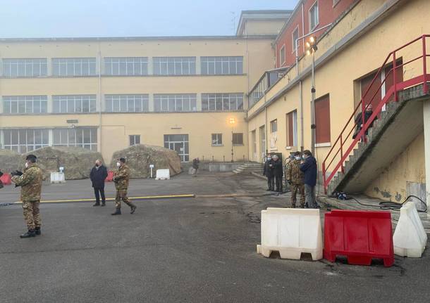 Primo giorno di apertura per il centro tamponi di Gallarate