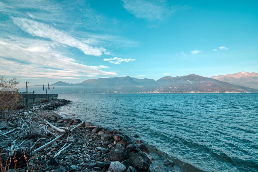 Sulla riva del Lago a Luino