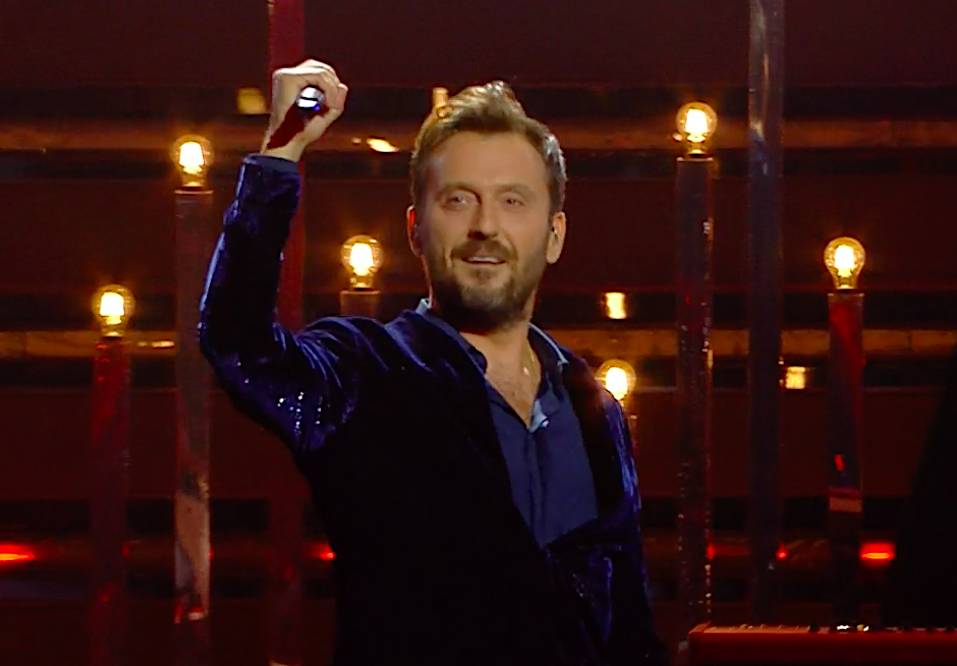 Cesare Cremonini infiamma Sanremo 2022