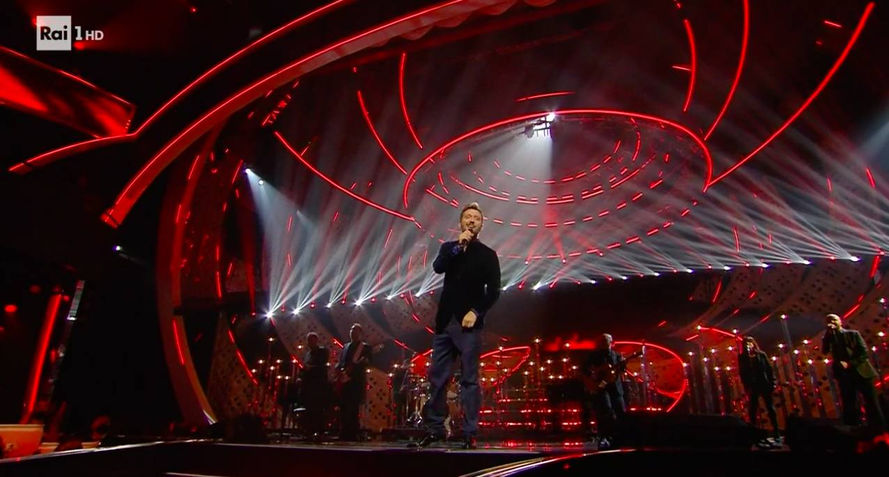 Cesare Cremonini infiamma Sanremo 2022