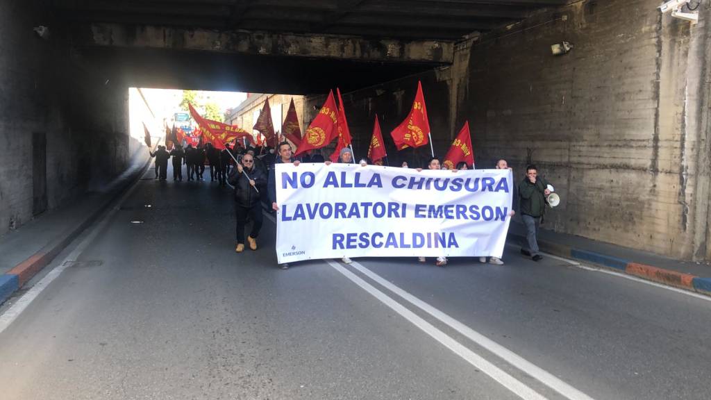 Corteo lavoratori Emerson di Rescaldina 