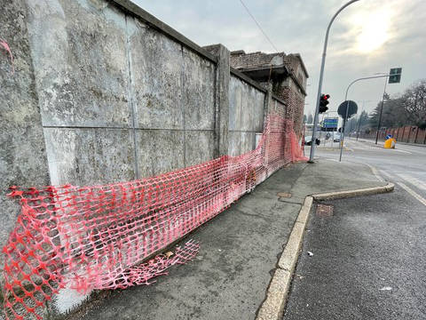 Degrado in viale Cadorna a Legnano