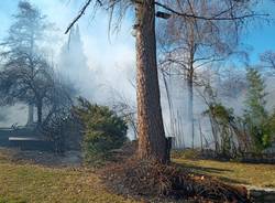 incendio monte morone malnate