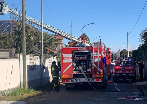 Incendio villetta a Parabiago