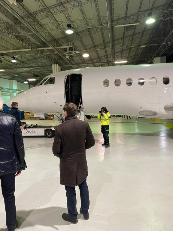 A Linate il secondo volo con a bordo i bambini ucraini malati oncologici 