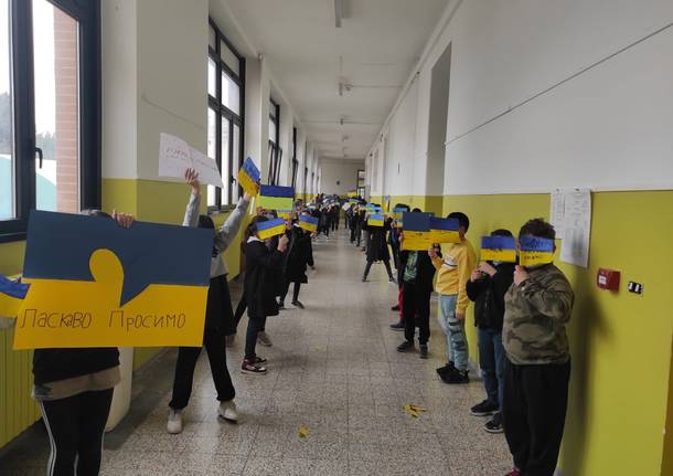 accoglienza bimbi ucraini a scuola Macchi Somma Lombardo