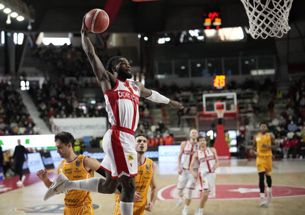 Openjobmetis Varese - Carpegna Prosciutto Pesaro 76-87