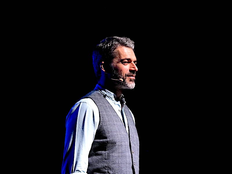 Luca Argentero al Teatro di Varese (foto di Roberto Gernetti)