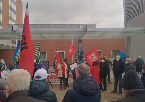 Manifestazione dei sindacati confederali In-Sorgiamo