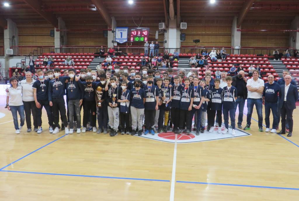 Basket - Legnano sfida in casa Livorno 