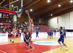 Basket - Legnano sfida in casa Livorno 