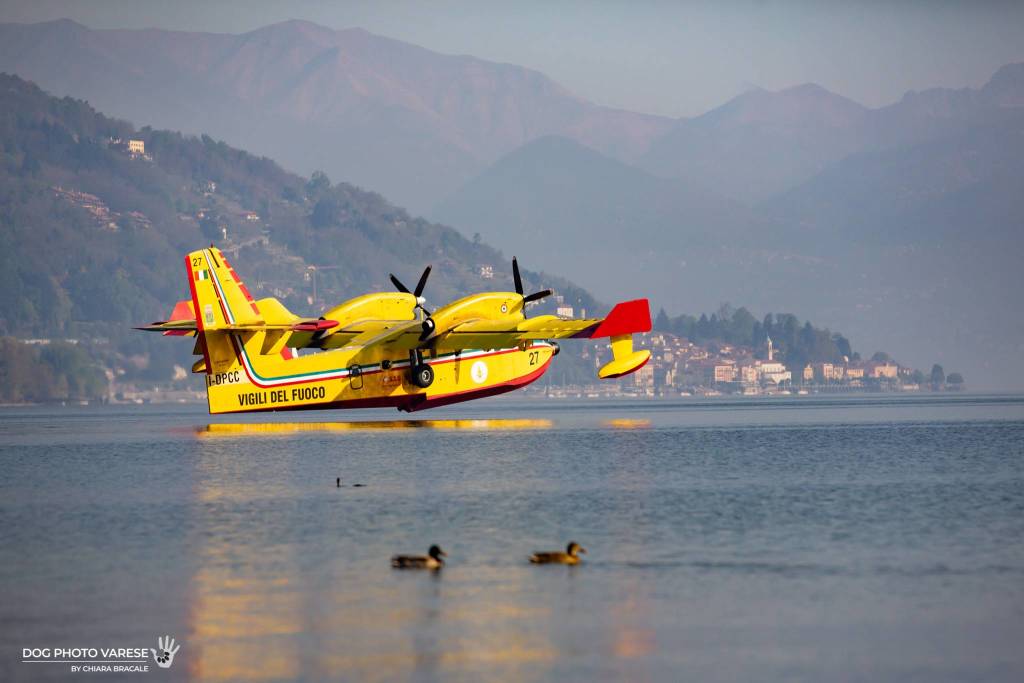 Canadair lago Maggiore 