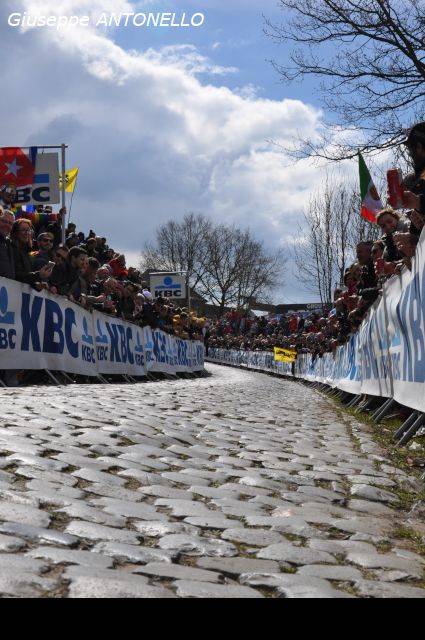 Il leggendario Giro delle Fiandre di ciclismo