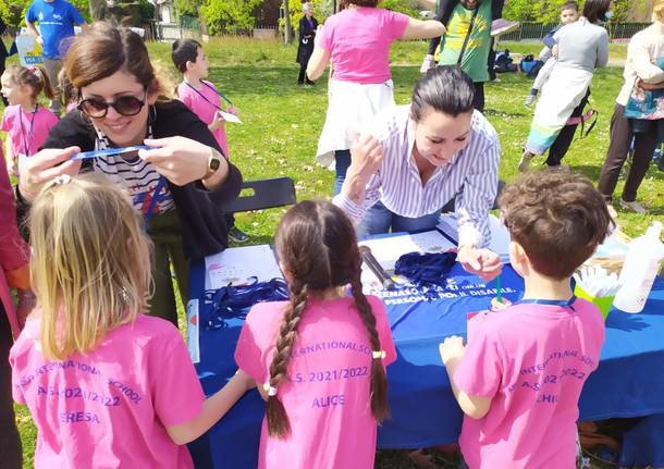 corsa di solidarietà nel parco di cassano magnago