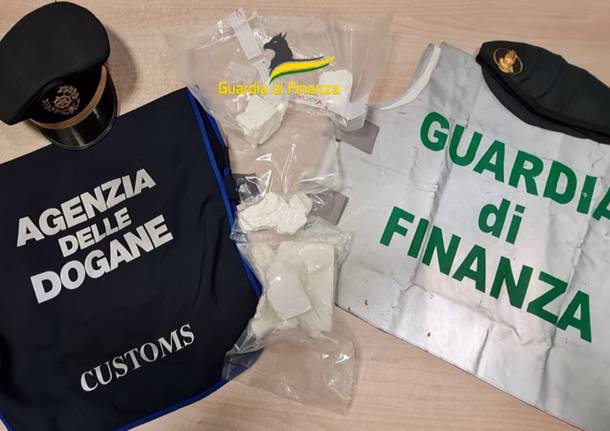 Guardia di Finanzia di Como sequestro 850 grammi di cocaina 