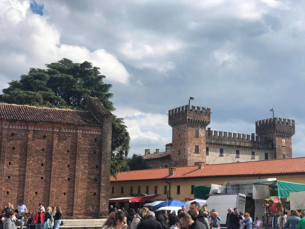 Il Castello di Cislago visto da dentro