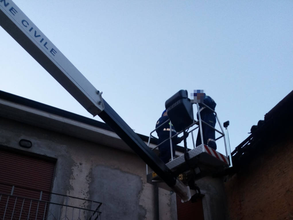 Tetto pericolante a Cerro Maggiore