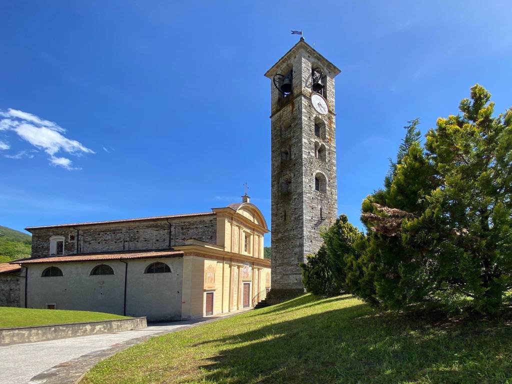  Chiesa di San Giorgio (Runo) Dumenza - Ulisse piana