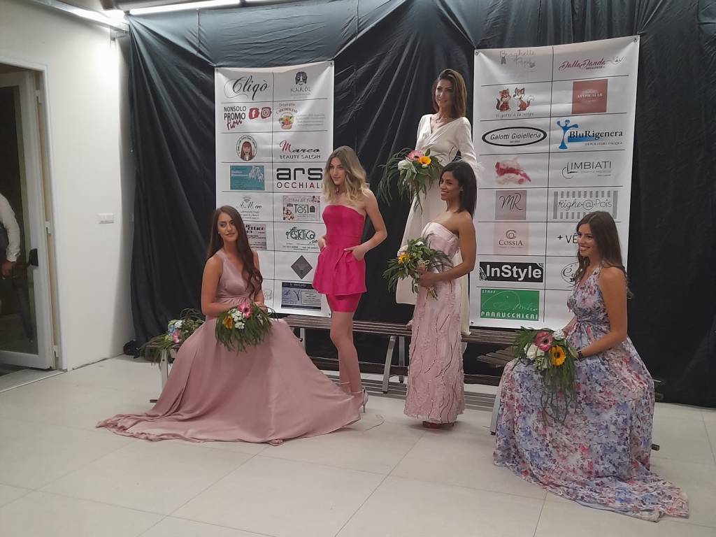 La fashion night sul lungolago di Angera