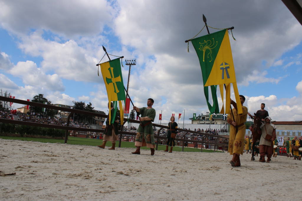 Palio di Legnano la sfilata 